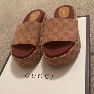 Gucci logo platform slides gently used